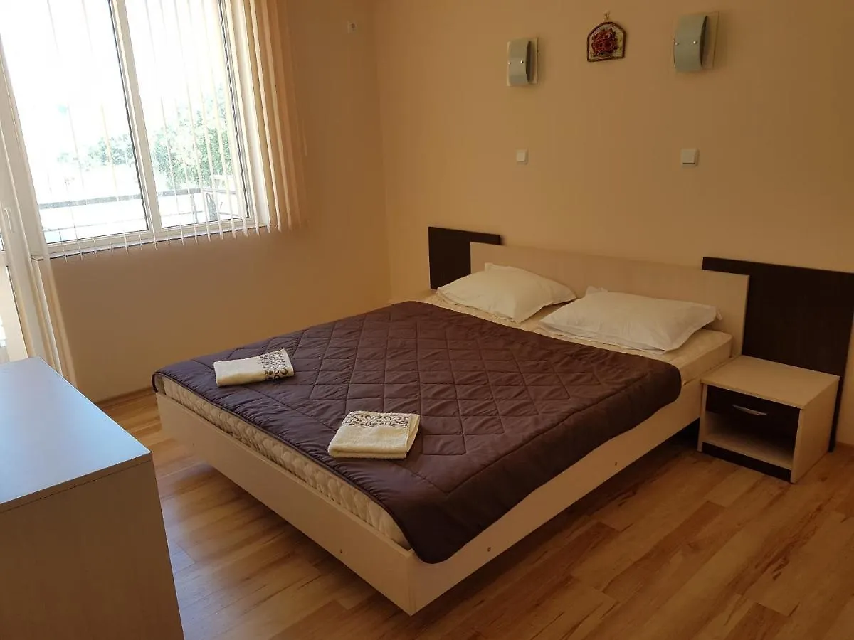 Zora Apartments Sozopol