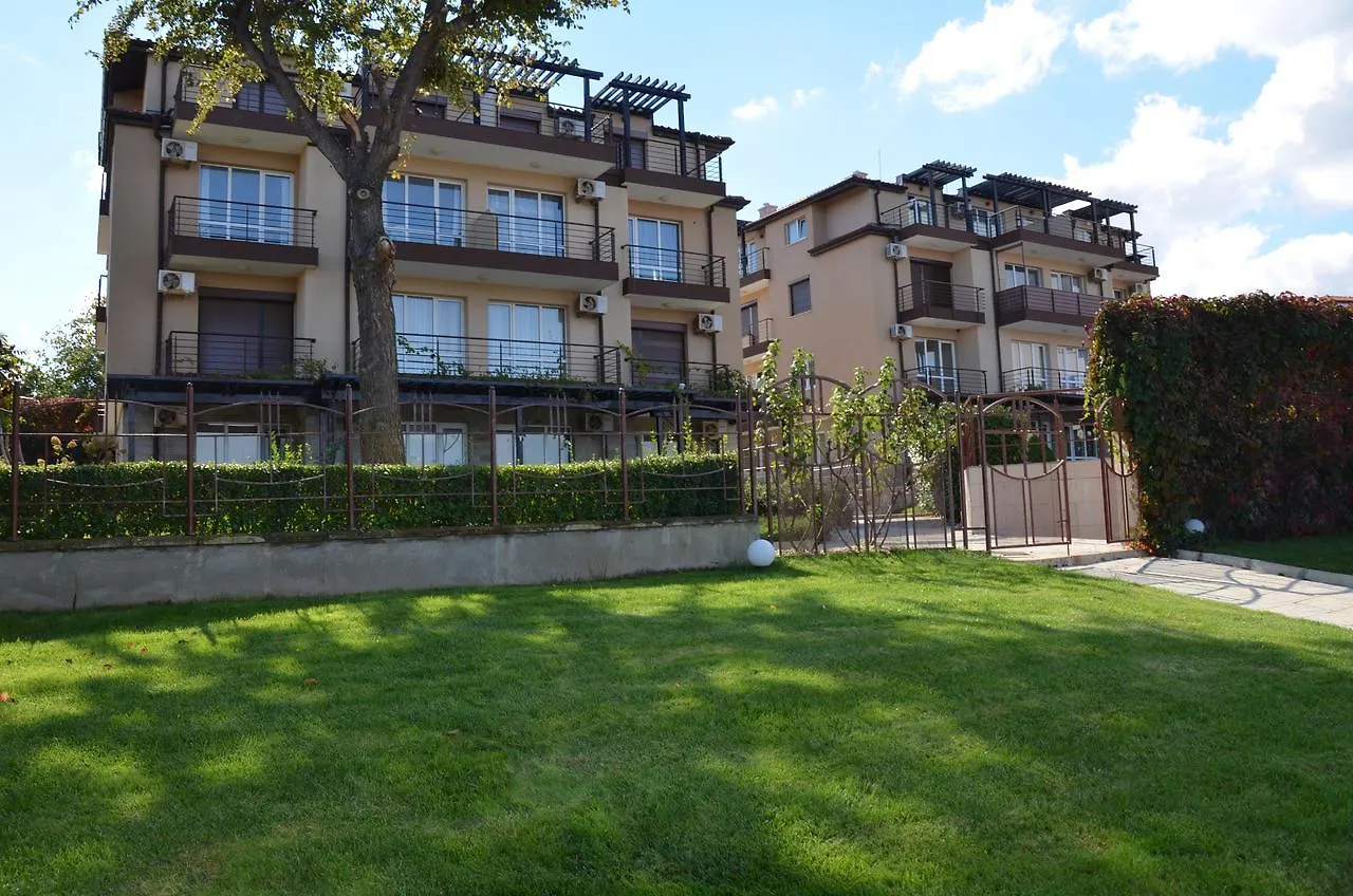 Zora Apartments Sozopol